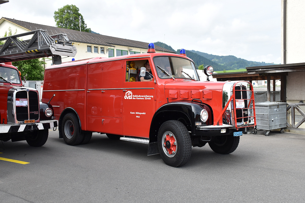 Feuerwehr-Oldtimerrundfahrt