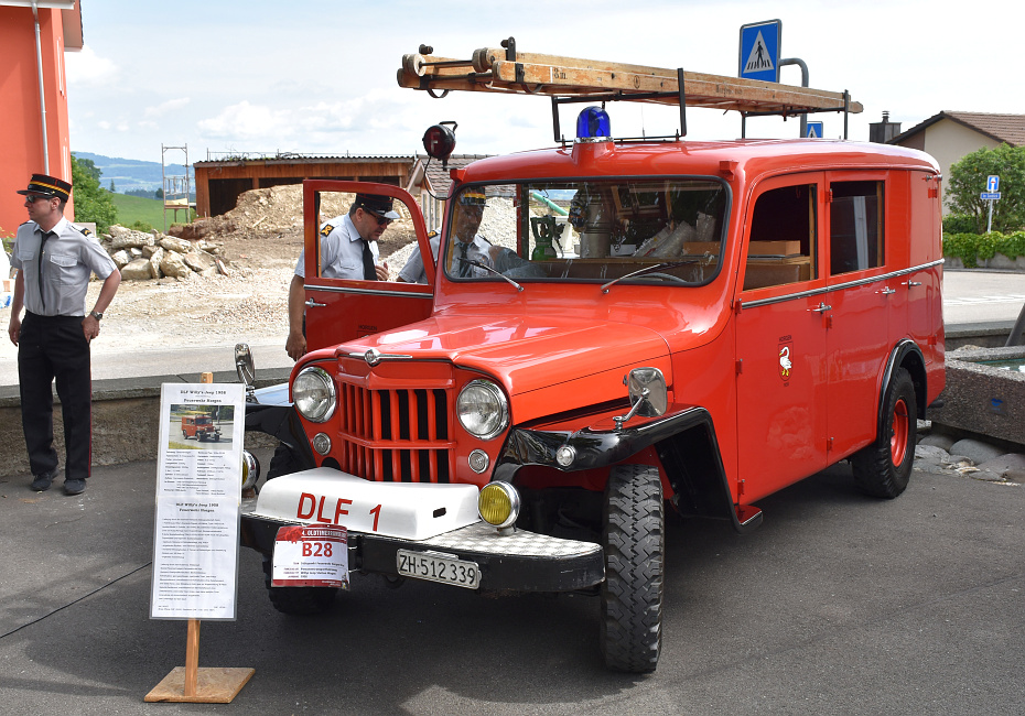 Feuerwehr-Oldtimerrundfahrt