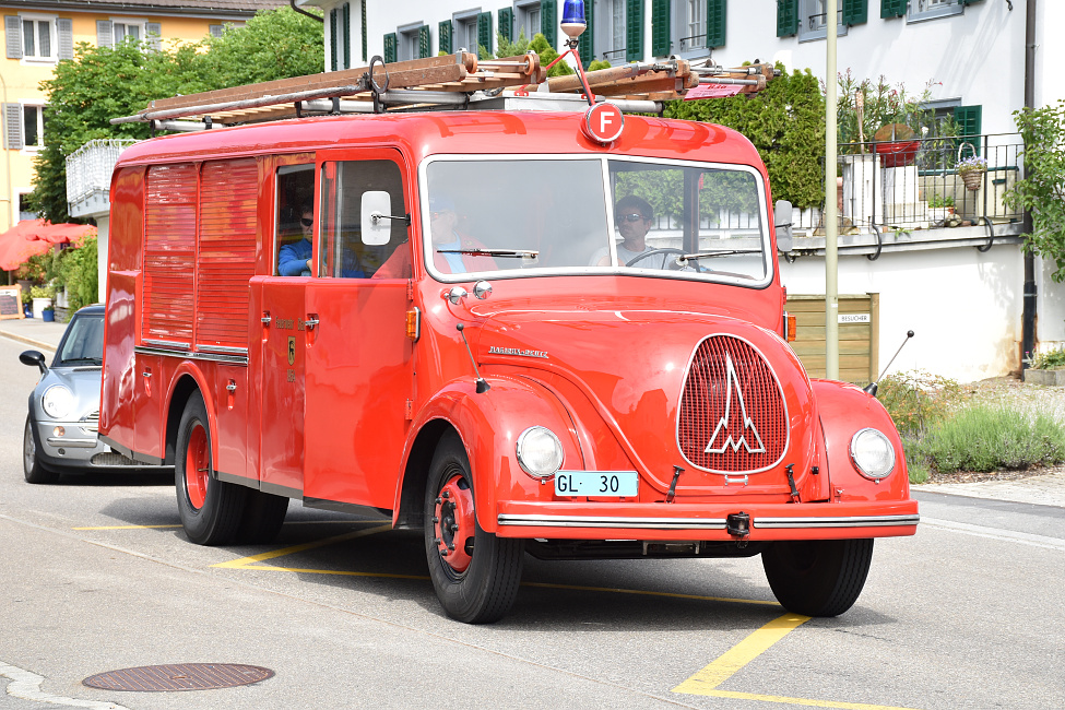 Feuerwehr-Oldtimerrundfahrt