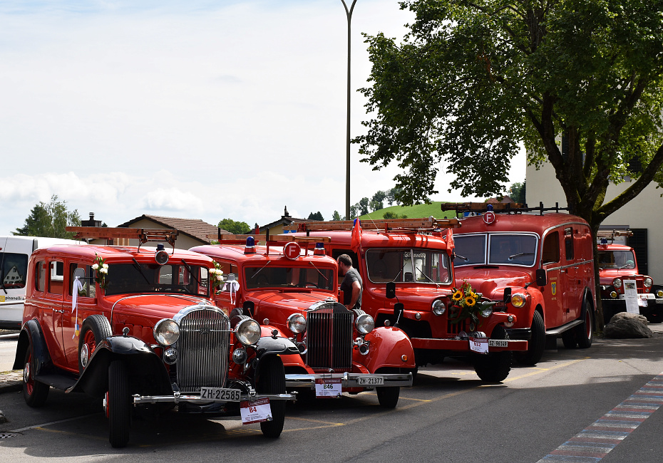 Feuerwehr-Oldtimerrundfahrt