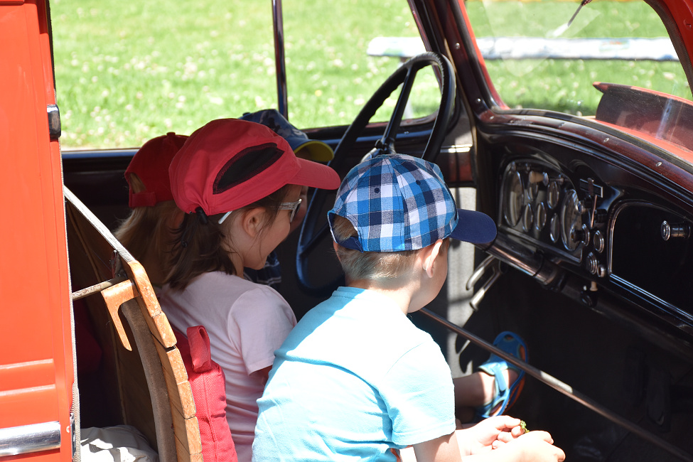 Feuerwehr-Oldtimerrundfahrt