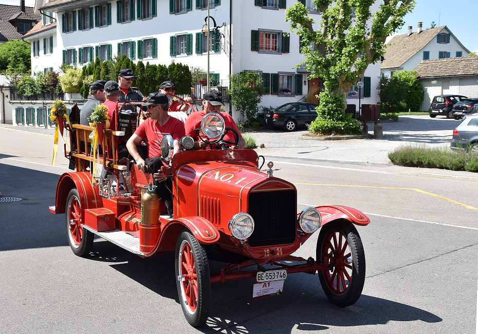 Feuerwehr-Oldtimerrundfahrt