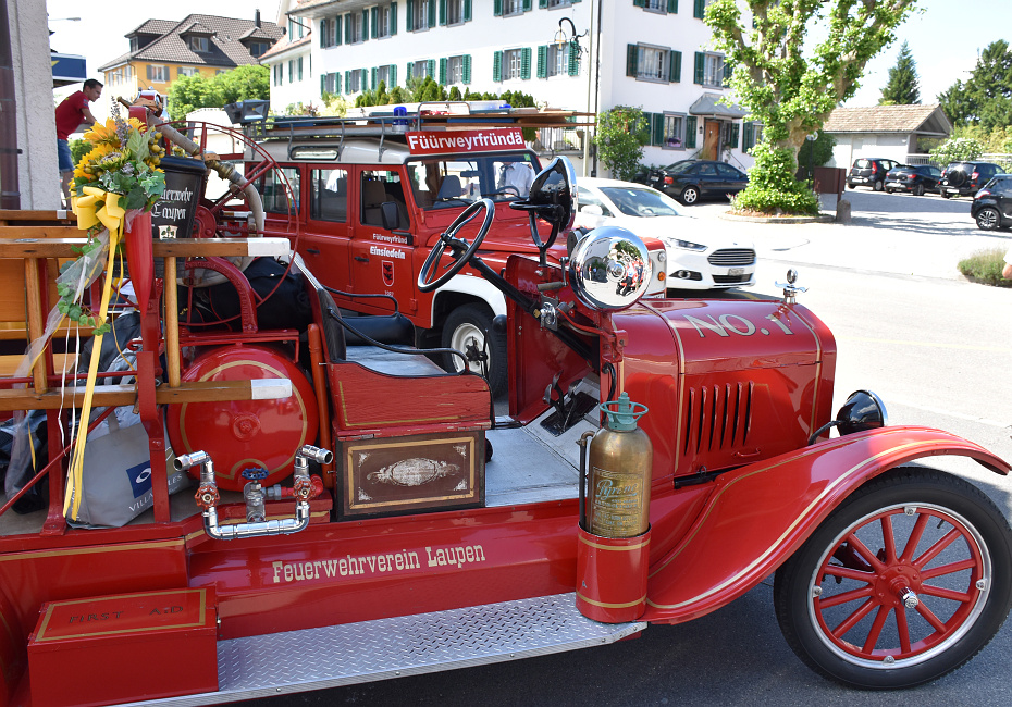 Feuerwehr-Oldtimerrundfahrt